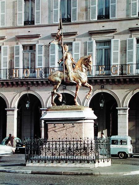 Equestrian statue of Joan of Arc (1412-31) à Emmanuel Fremiet