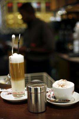 Kaffee Latte und Capucino à Erich Teister