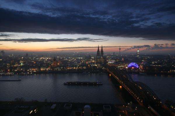 Nachtpanorama Köln à Erich Teister