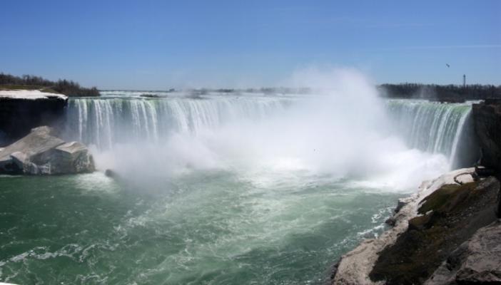 Niagara Falls à Fabian Schneider