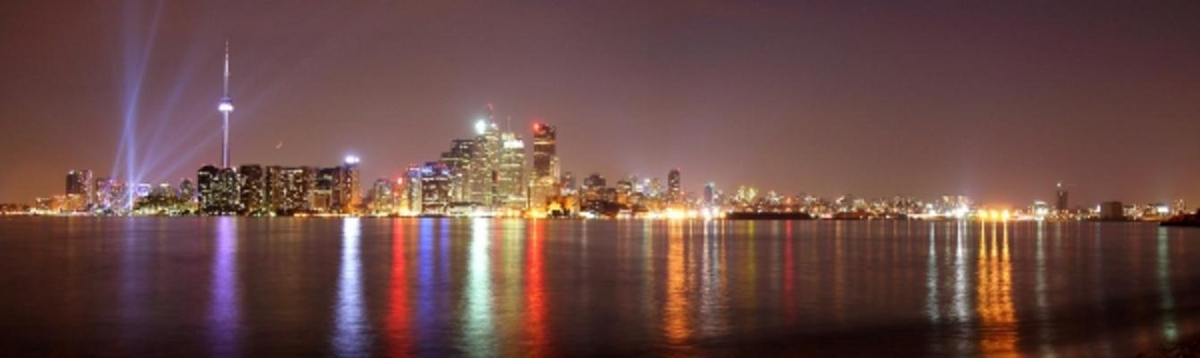Toronto Skyline by night à Fabian Schneider