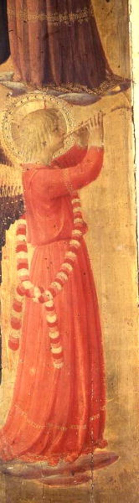 Angel Playing a Pipe, from the Linaiuoli Triptych à Fra Beato Angelico