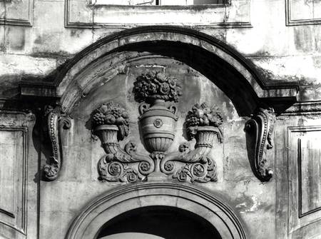 Flowers in a Vase and Cornucopiae, architectural decoration à École française