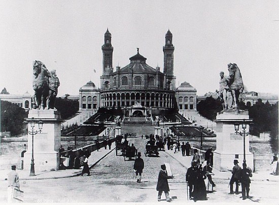 The Pont d''Iena and the Palais du Trocadero, Paris, c.1900 à École française