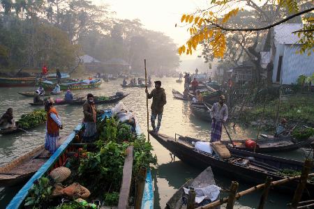 Floating market - 4933