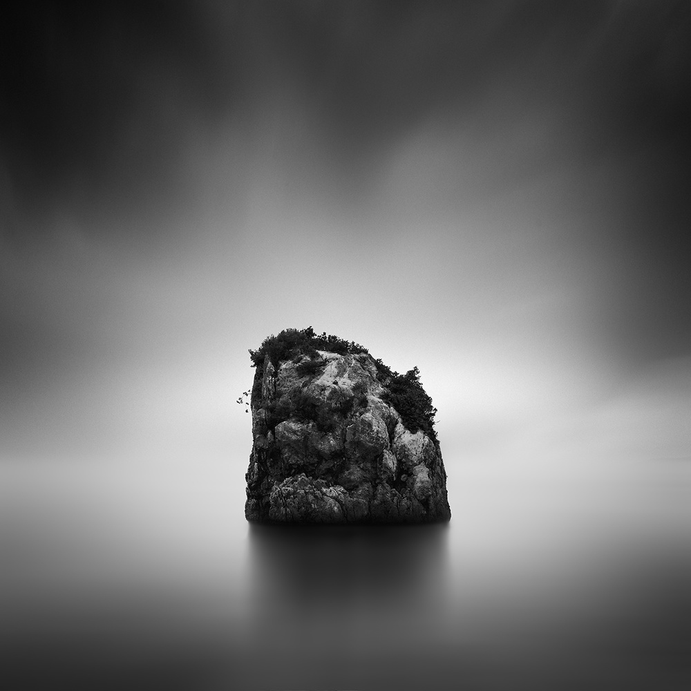 A Piece of Rock 38 à George Digalakis