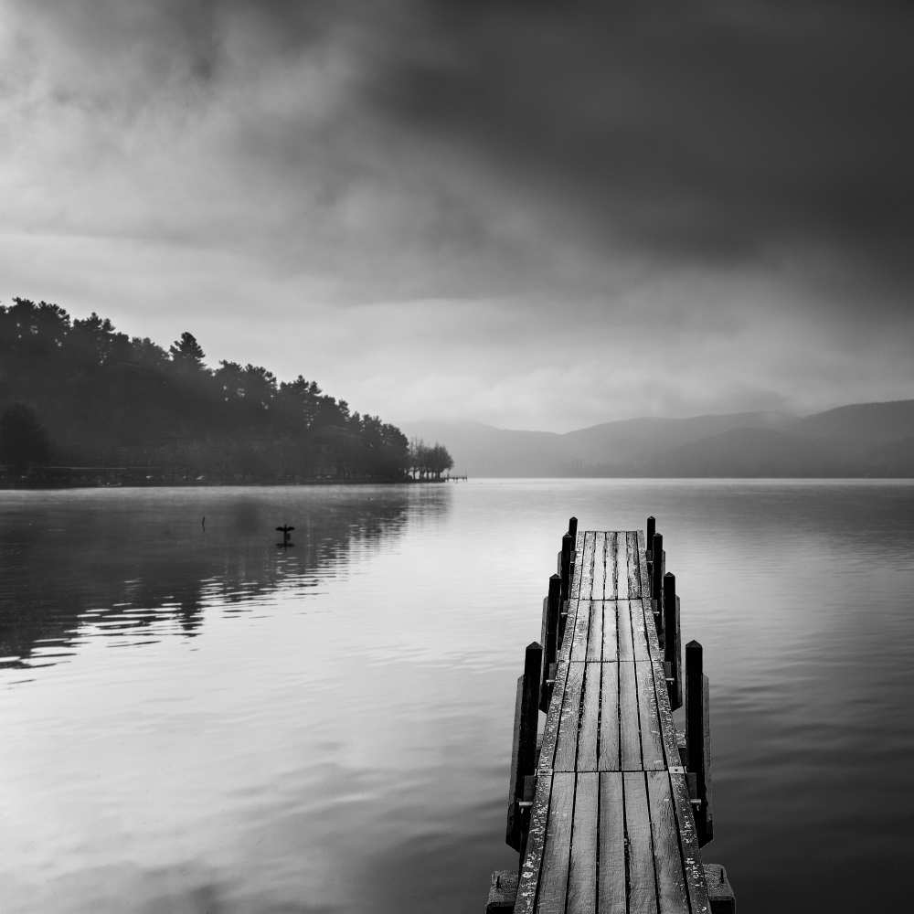 Lake view with Pier II à George Digalakis