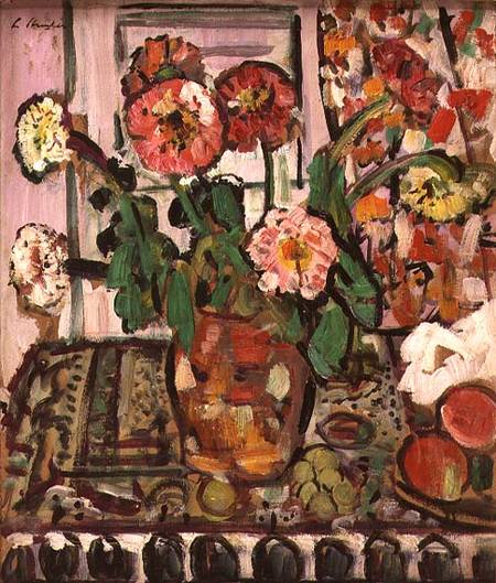 A Still Life of Fruit and Flowers (panel) à George Leslie Hunter