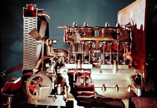 De Dion-Bouton cylinder engine à Georges Bouton