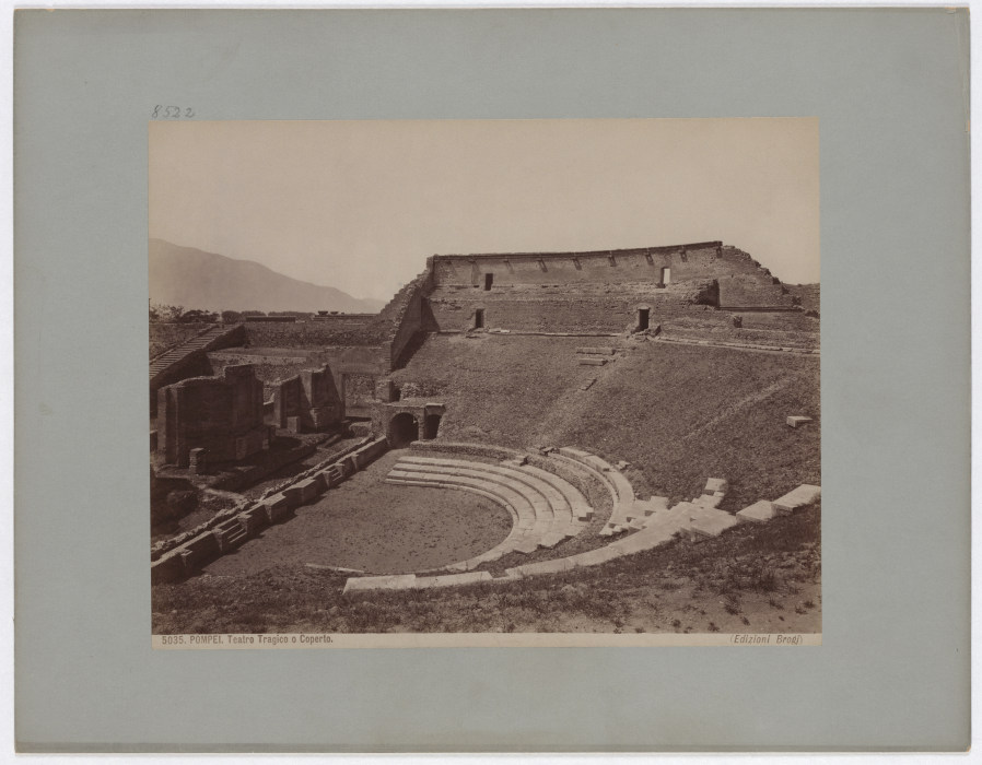 Pompeii: Tragic or Covered Theatre, No. 5035 à Giacomo Brogi