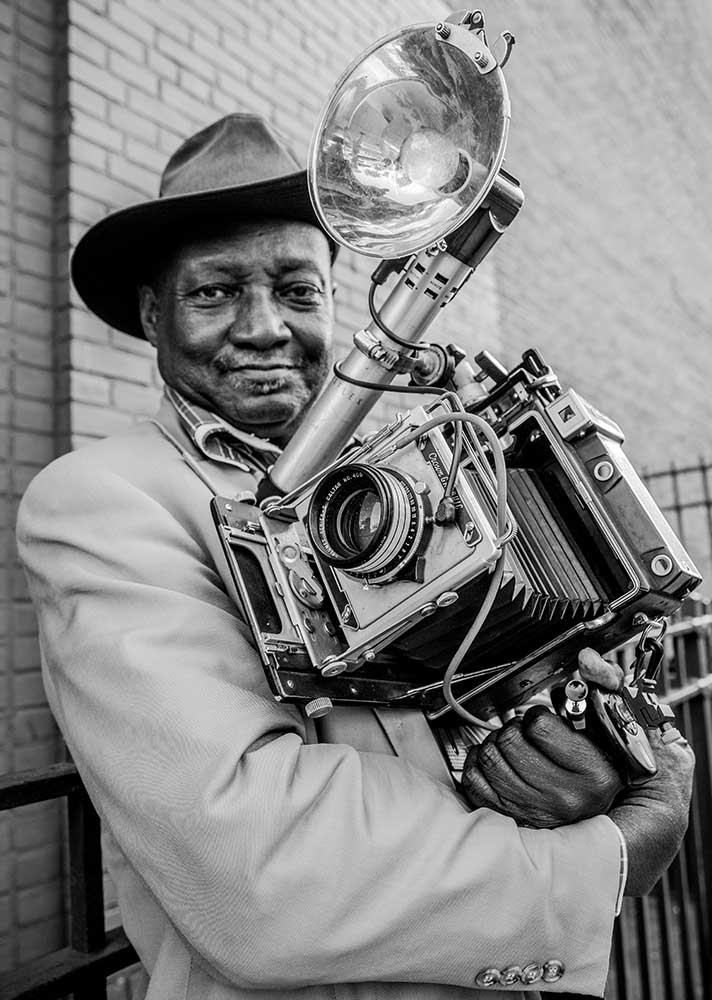 Mr.Louis Mendes/NYC-USA Street Photography Icon à Hans ML Spiegel