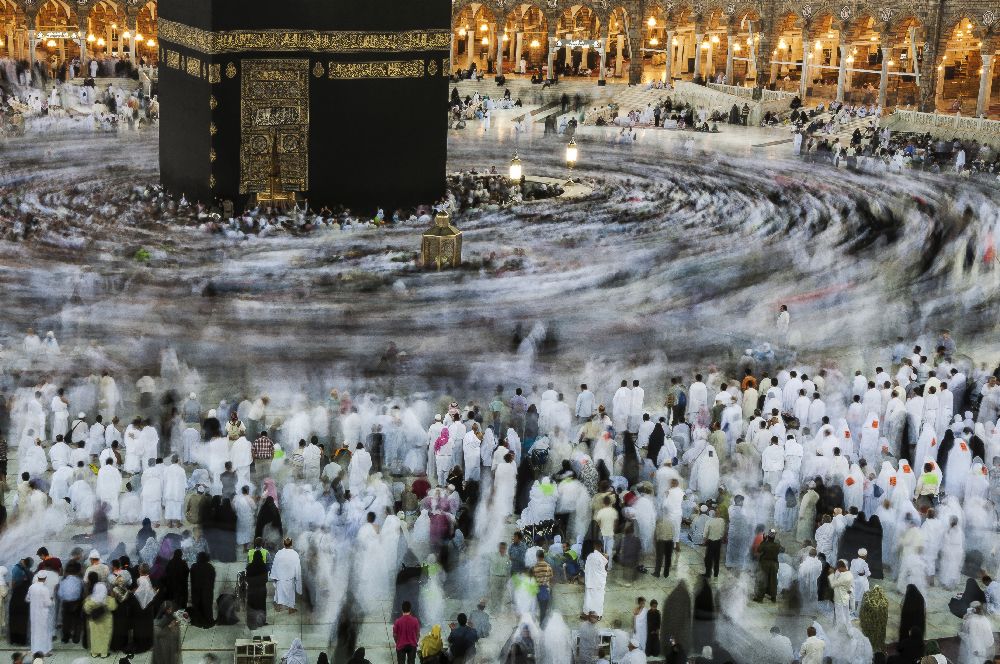 Souls Circling à Hasan Al Mubarak