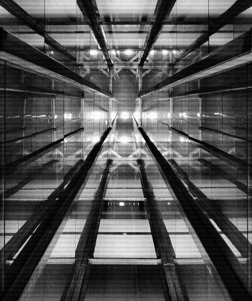 elevator shaft Casa Confetti à Henk Van Maastricht