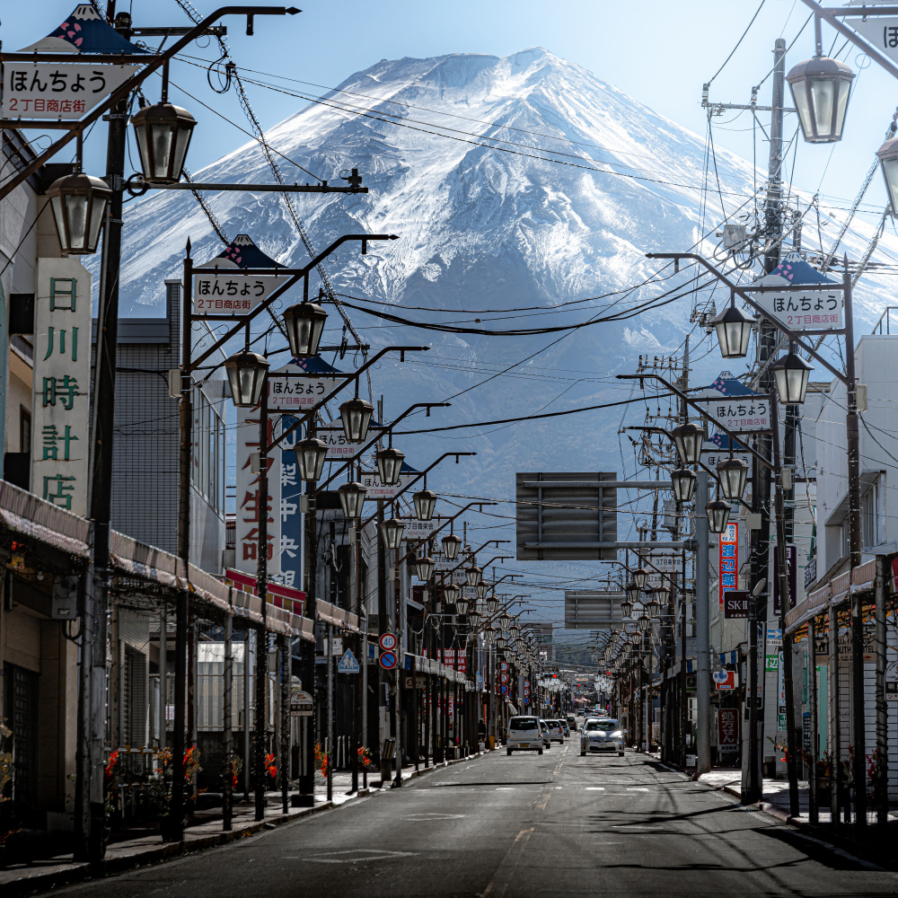 Road leading to Mt.Fuji à まちゅばら/Hiroki Matsubara