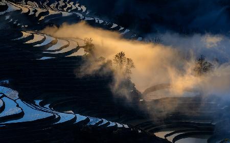 Sunset in Yuanyang rice terraces