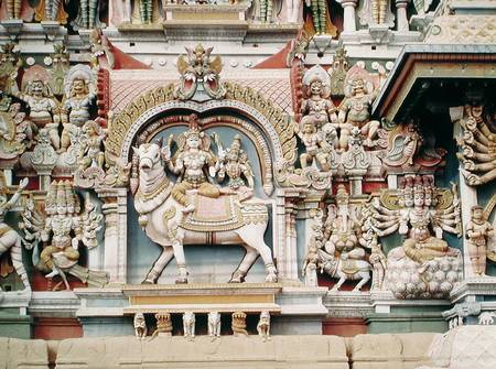 Relief depicting Shiva and Parvati riding on Nandi à École indienne