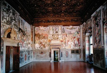 View of the Sala dell'Udienza towards the Cappella dei Priori, designed by Benedetto (1442-97) and G à École picturale italienne