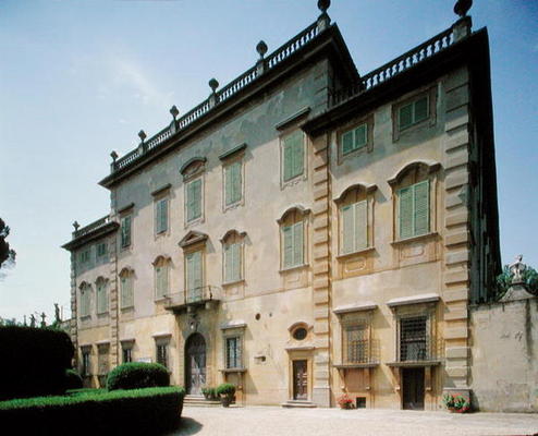 Facade of Villa La Pietra (photograph) à École italienne (15ème siècle)