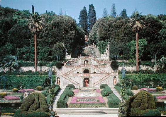 Steps in the garden of the Villa Garzoni (photograph) à École italienne (17ème siècle)