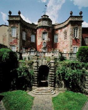 View of Villa Garzoni from the garden (photo)