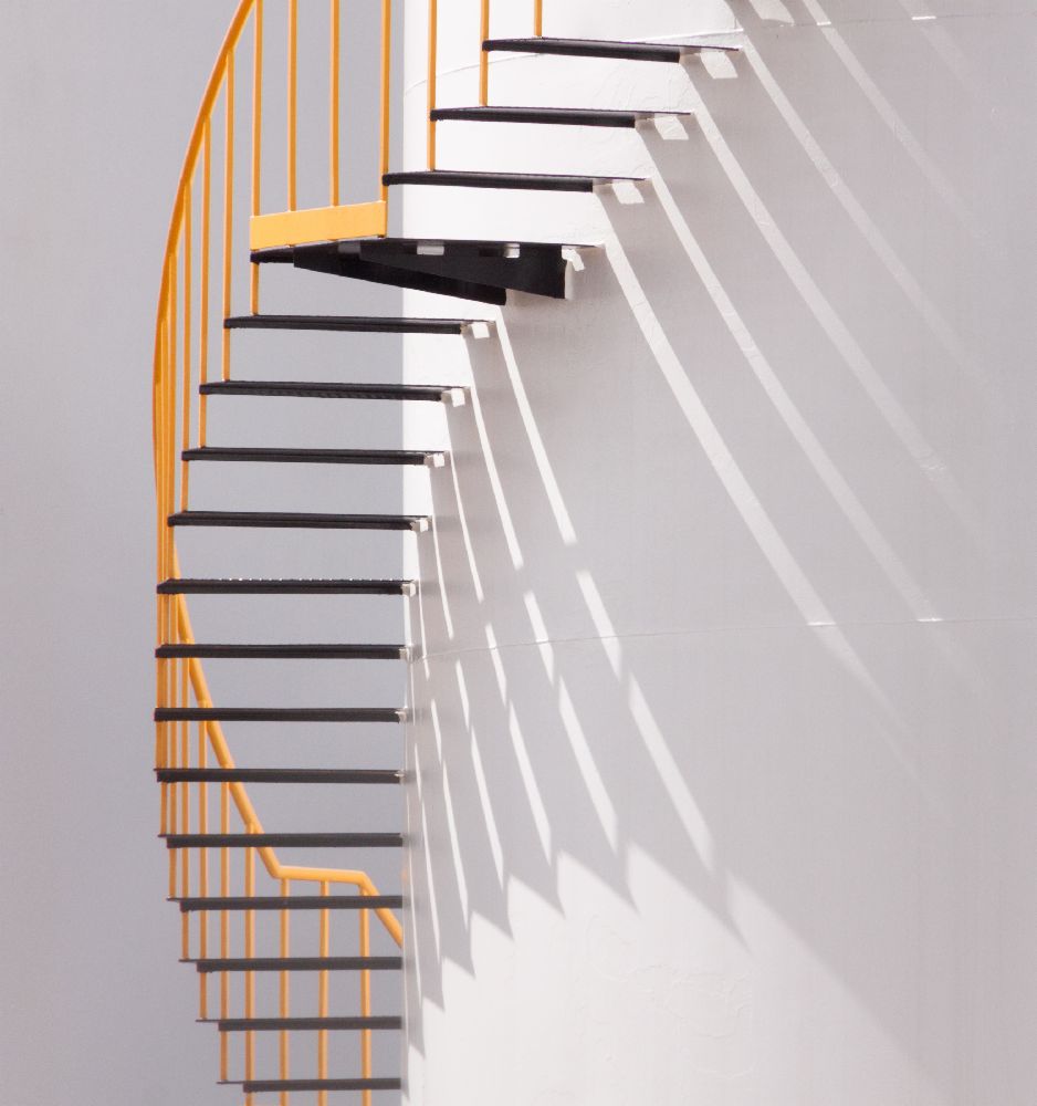 Yellow Staircase à Jacqueline Hammer