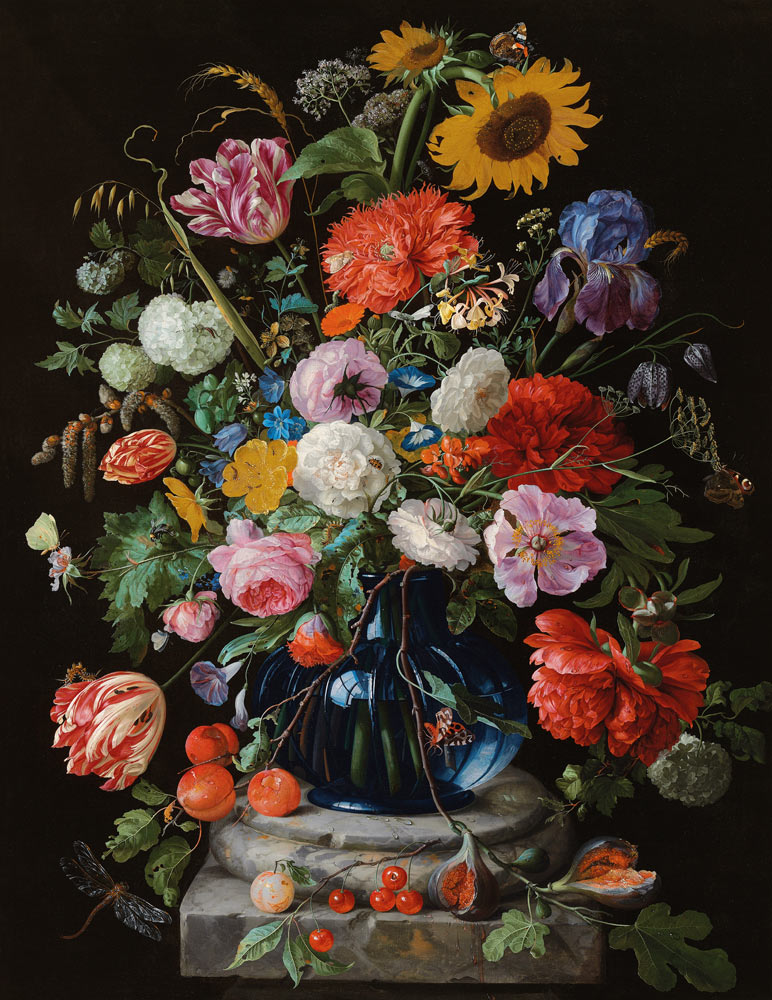 Tulpen, eine Sonnenblume, eine Iris und andere Blumen in einer Glasvase auf dem Marmorsockel einer S à Jan Davidsz de Heem