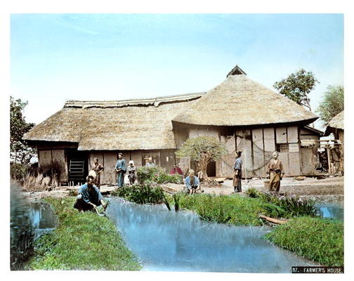 View of a Japanese Farm, c.1900 (hand coloured photo) à École japonaise (20ème siècle)