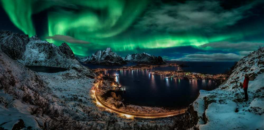 Chasing the Northern Lights à Javier De la