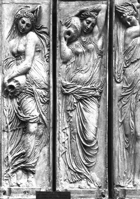 Detail of reliefs from the Fountain of the Innocents depicting nymphs personifying the rivers of Fra à Jean Goujon