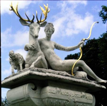 Diane de Poitiers (1499-1566) as Diana mounted on a Stag à Jean Goujon