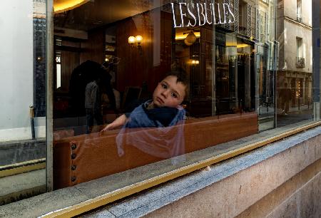 Curious in Paris