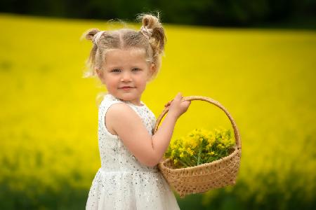 Flower girl