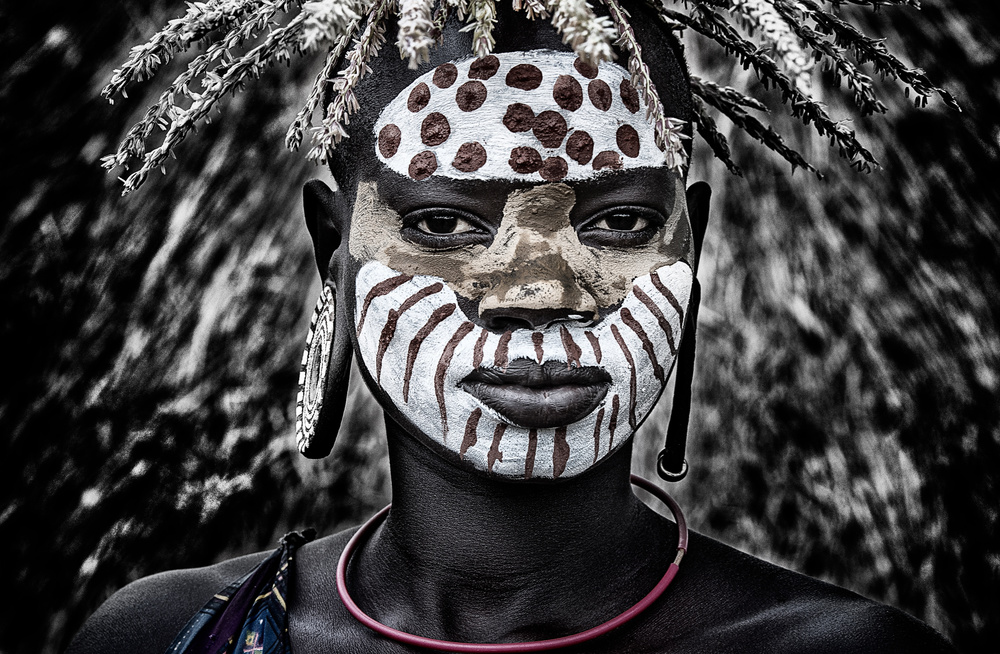 Girl from the surma tribe - Ethiopia à Joxe Inazio Kuesta Garmendia