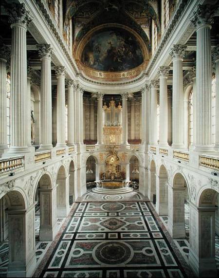 Interior view of the chapel à Jules Hardouin Mansart