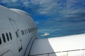 Jumbo Jet über den Wolken