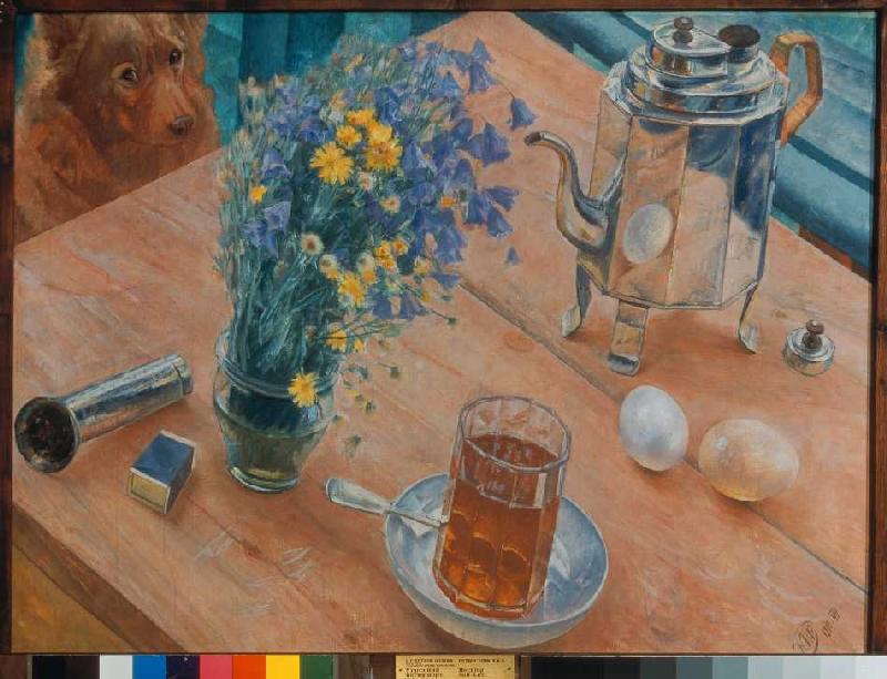 Das Morgen-Stillleben (Teekanne, Teeglas und Blumenvase) à Kosjma Ssergej. Petroff-Wodkin