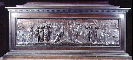 The Shrine of St. Zenobius showing one long panel depicting the Miracle of the Strozzi Boy. c.1432-4 à Lorenzo  Ghiberti