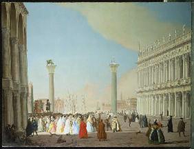 Venise, place Saint Marc avec la foule de fête regardant une représentation de la Commedia-del-Arte