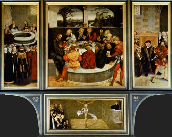 Triptych, left panel, Philipp Melanchthon performs a baptism assisted by Martin Luther; centre panel à Lucas Cranach l'Ancien