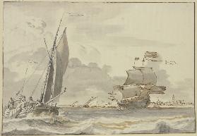 Bewegte See, nach rechts segelndes Schiff, links eine Barke mit vier Mann, im Hintergrund eine Stadt