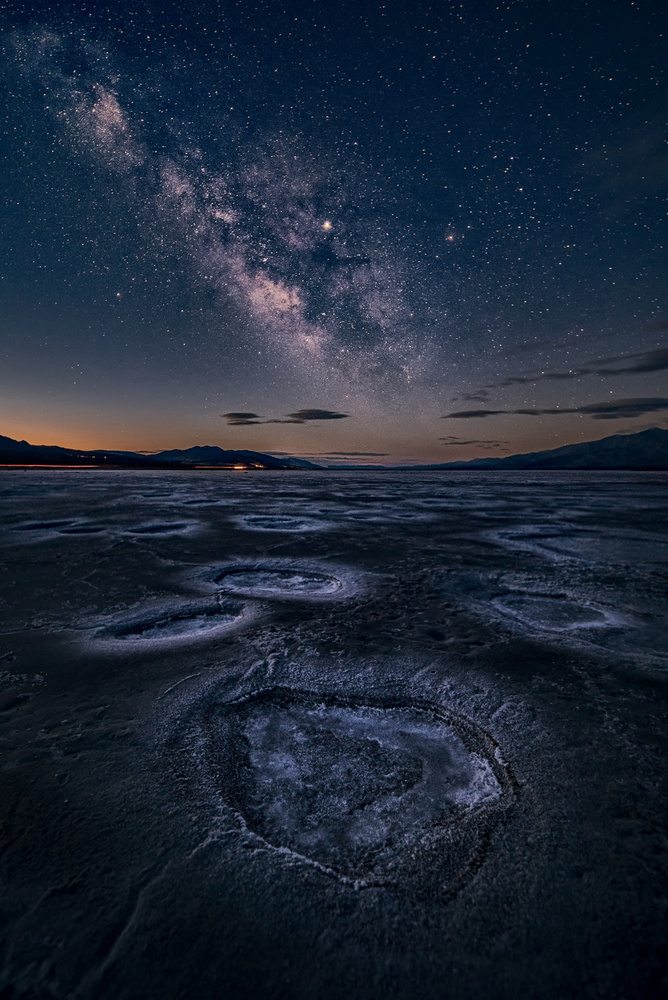 Starry Night at Death Valley à Lydia Jacobs