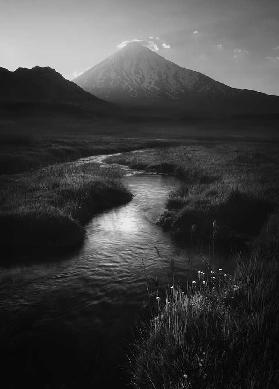 Leading to Mount Damavand