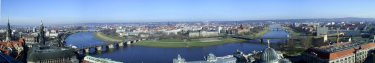 Panoramablick über Elbe in Dresden à Maria Steinwehr