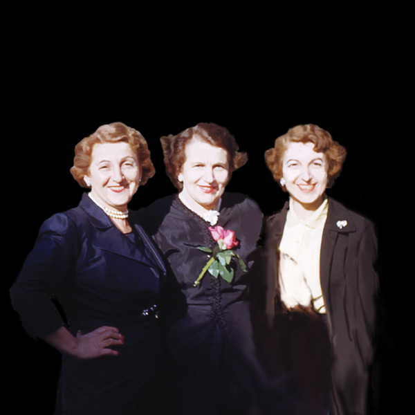 The Sisters à Marjorie  Weiss