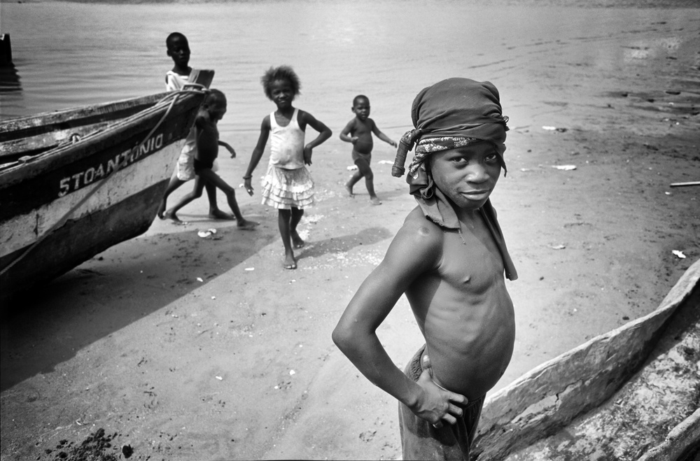 Angola - Fishermans village à Martin Froyda