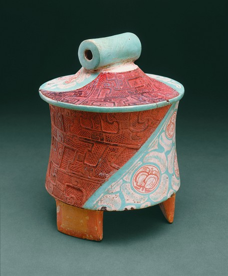 Tripod vessel with slab-legs à Mayan