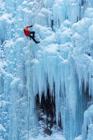 Exploring Ice Cliff