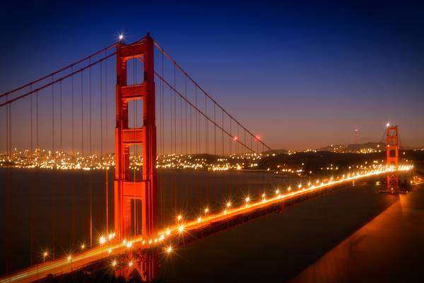 Le Golden Gate Bridge le soir  à Melanie Viola