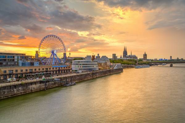 Köln Skyline à Michael Valjak