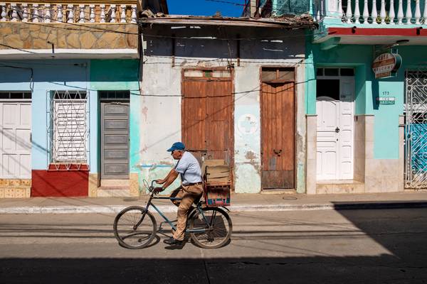 Bicycle in Trinidad, Cuba, Kuba à Miro May